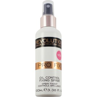 Спрей для фиксации макияжа Makeup Revolution Pro Fix Oil Control 100 мл