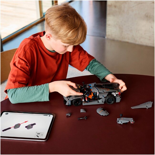 Конструктор LEGO® Technic 42173 - серый гиперкар Koenigsegg Jesko Absolut Конструктор LEGO® Technic 42173 - серый гиперкар Koenigsegg Jesko Absolut