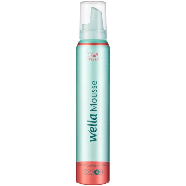 Пена для укладки волос Wella Classic Extra Strong 200 мл