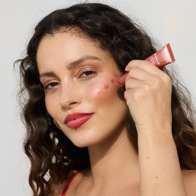 Кремовые румяна Gosh Blush Up 003 Coral Red 14 мл