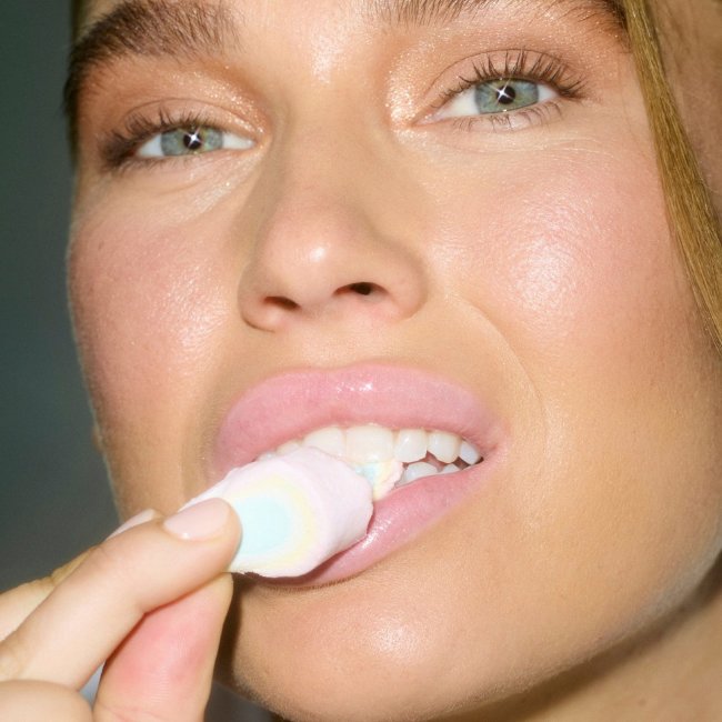 Блеск для губ Gosh Peptide 002 Candy 7 мл