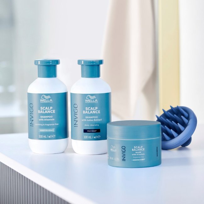 Шампунь глубокого очищения Wella Professionals Invigo Scalp Balance для жирной кожи головы 300 мл