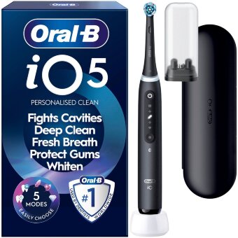 Электрическая зубная щетка Oral-B iO5 Matt Black с дорожным чехлом и держателем для зубных щеток Электрическая зубная щетка Oral-B iO5 Matt Black с дорожным чехлом и держателем для зубных щеток