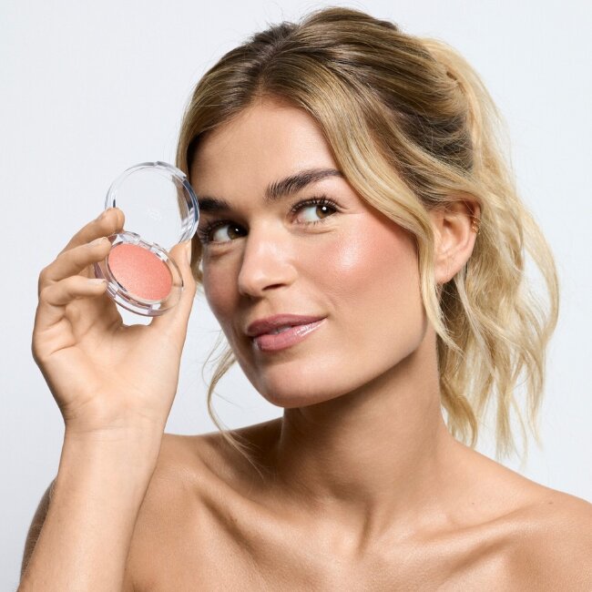 Кремовые румяна Gosh Bake To Blush 001 Sparkling Rosé 3 гр Кремовые румяна Gosh Bake To Blush 001 Sparkling Rosé 3 гр