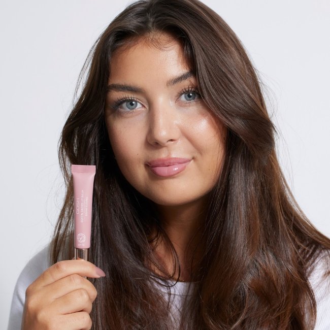 Увлажняющий тонирующий бальзам для губ Gosh Soft'n 004 Vintage Rose 8 мл