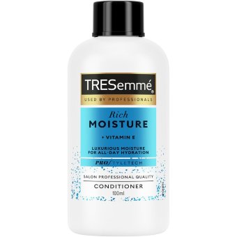Кондиционер увлажняющий с витамином Е для сухих волос TRESemme 100 мл