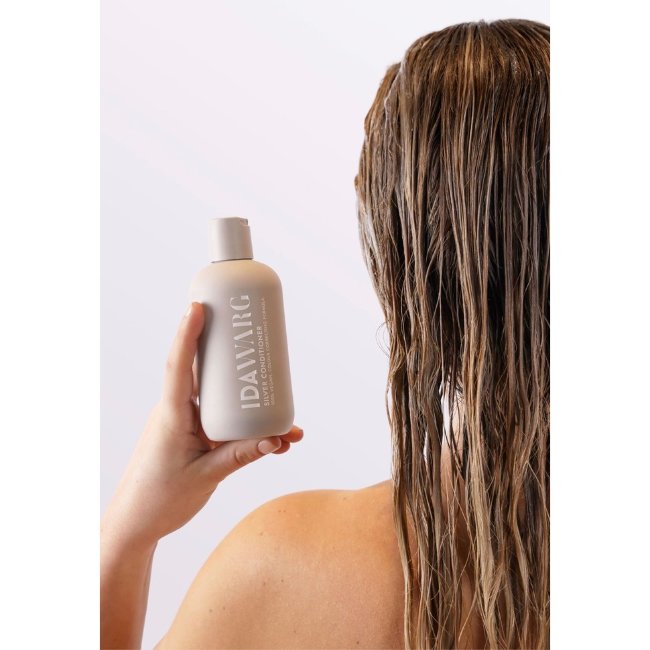 Кондиционер для волос с серебристым эффектом IDA WARG Beauty Silver 250 мл