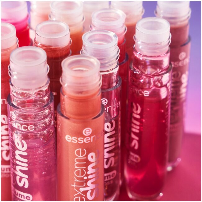 Блеск для губ essence extreme shine volume 19 Frosted Fairy 5 мл Блеск для губ essence extreme shine volume 19 Frosted Fairy 5 мл